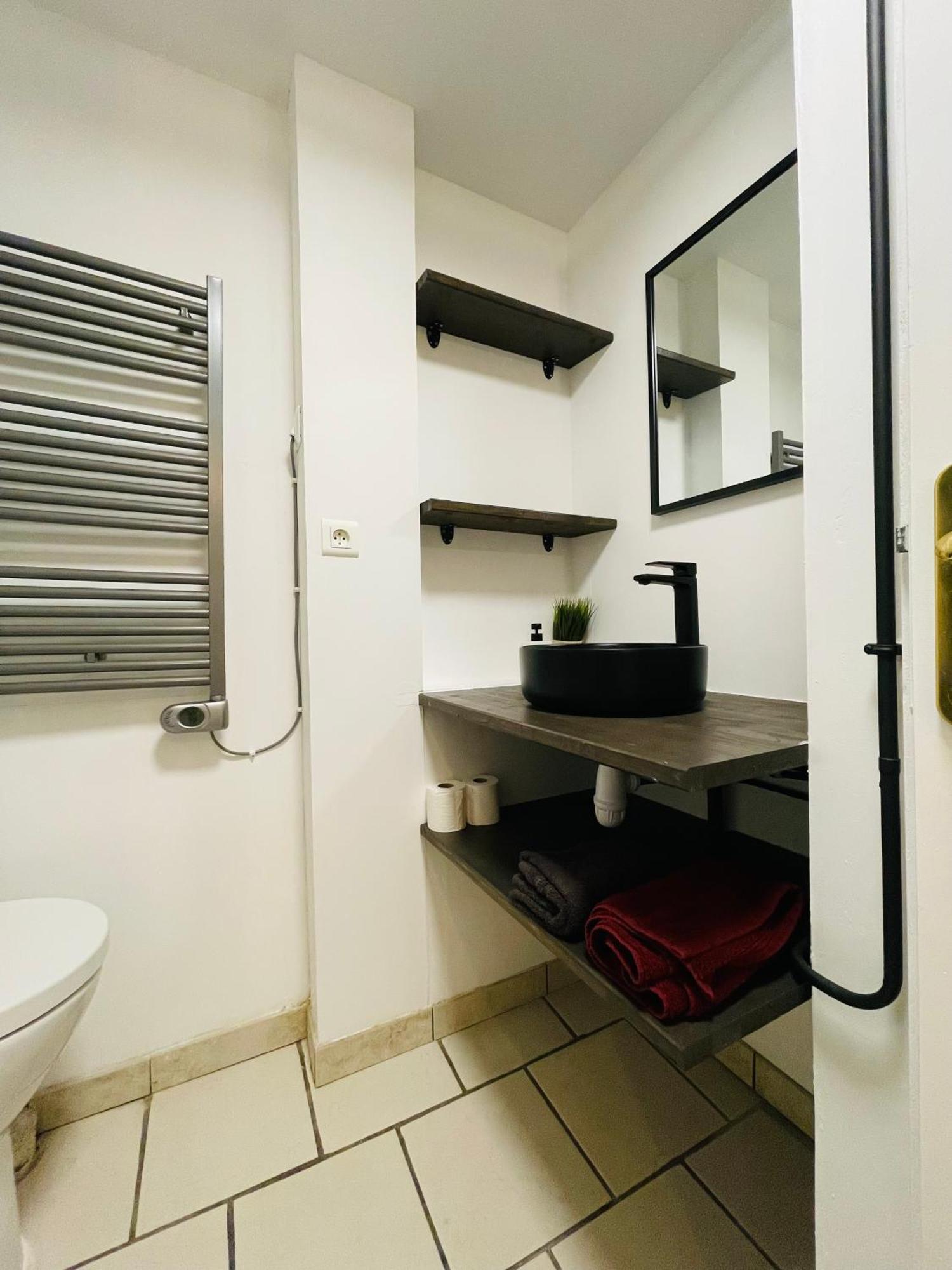 Charmant Appartement Au Coeur De บัวร์ ภายนอก รูปภาพ