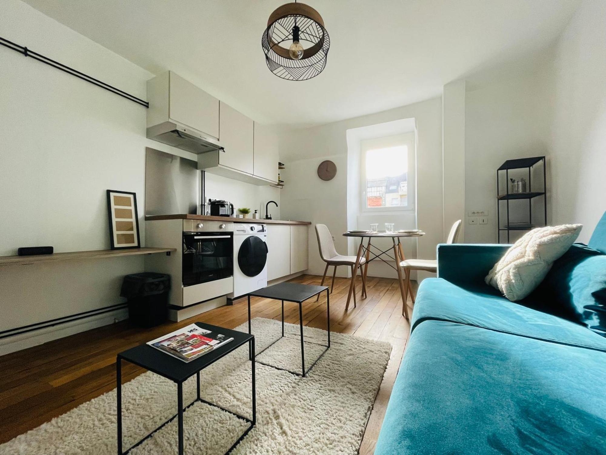 Charmant Appartement Au Coeur De บัวร์ ภายนอก รูปภาพ