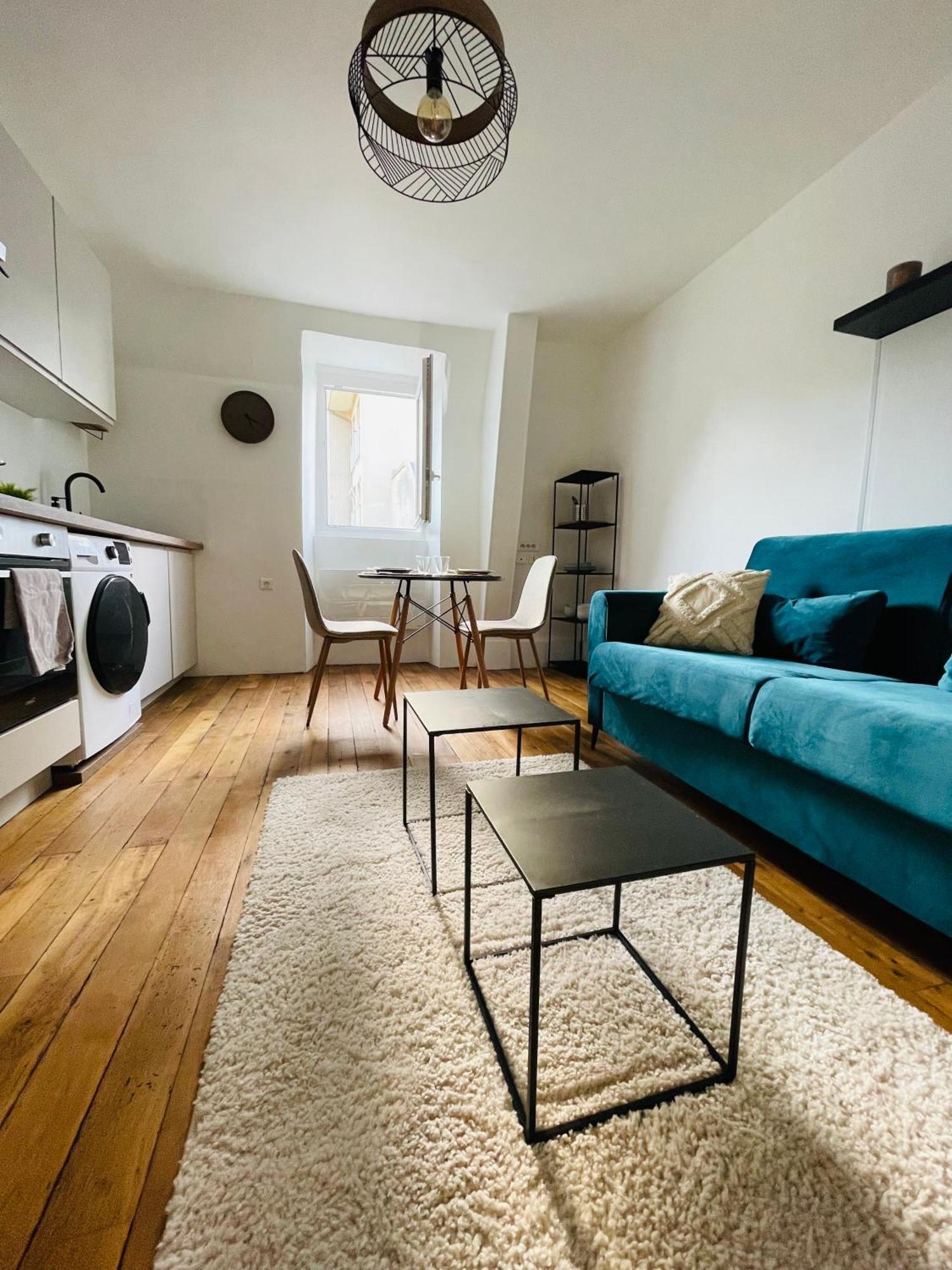 Charmant Appartement Au Coeur De บัวร์ ภายนอก รูปภาพ